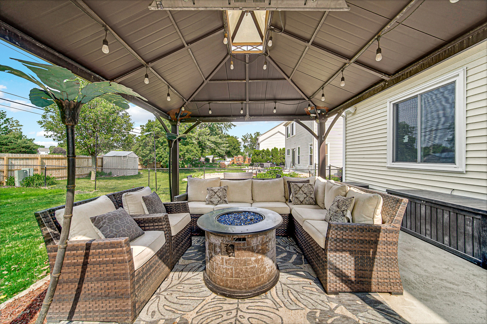 9 Ridge Court South Elgin, IL 60177 - Photo 26 of 28 Gallery Image 26