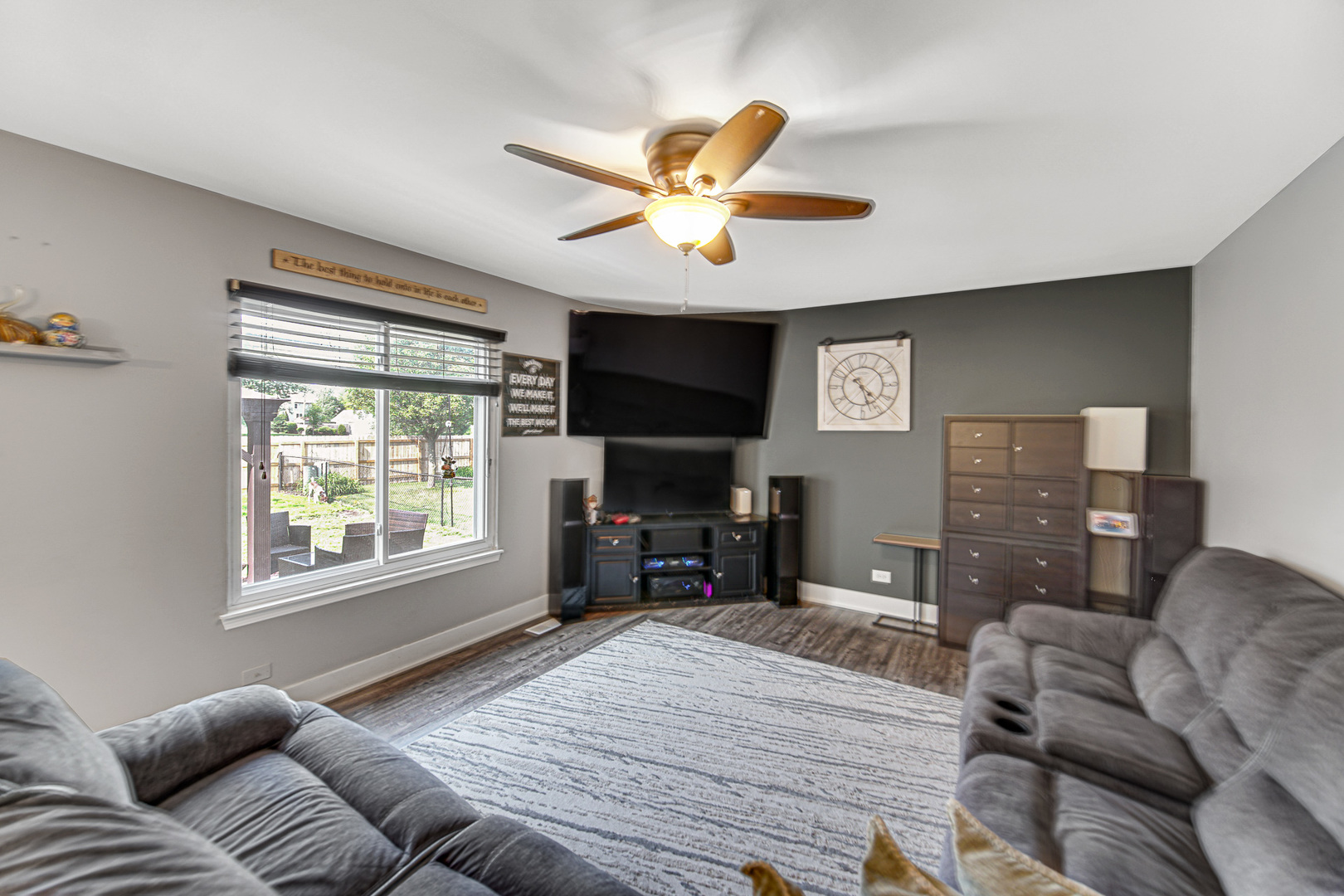 9 Ridge Court South Elgin, IL 60177 - Photo 7 of 28 Gallery Image 7