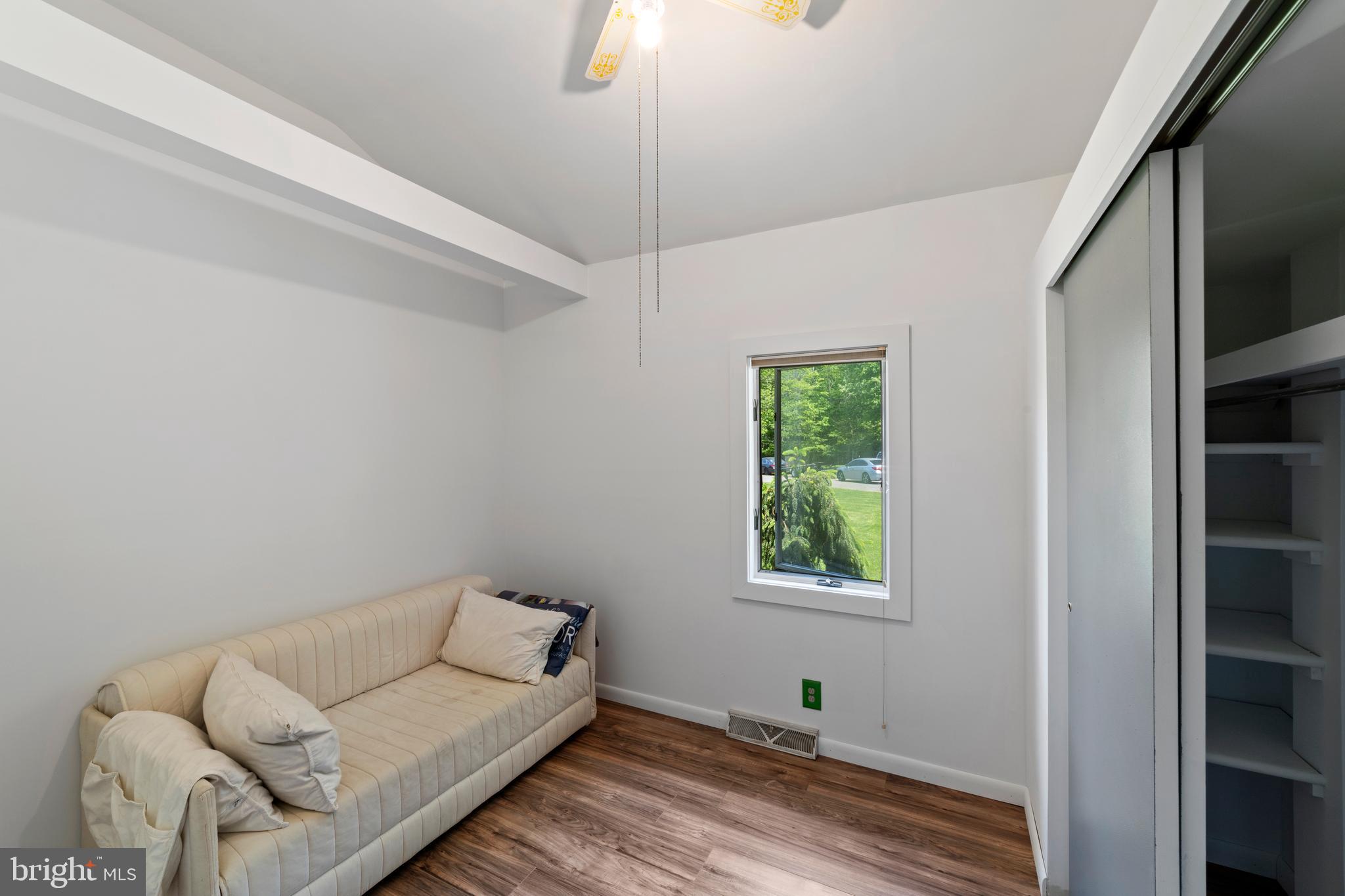 1353 East Thatcher Road Quakertown, PA 18951 - Photo 12 of 28 Gallery Image 12