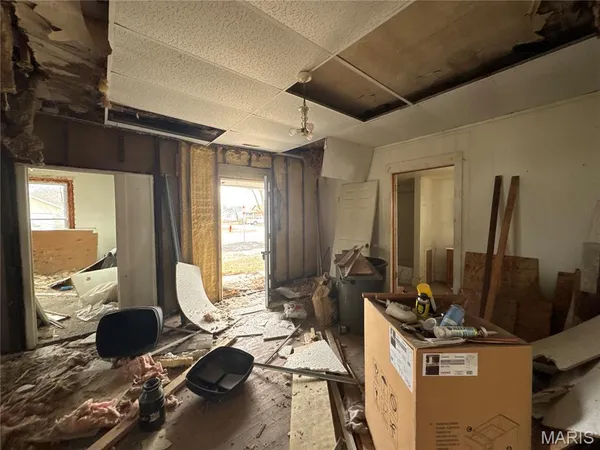 $77,500 | 615 East Booth Street, Centralia, MO 65240