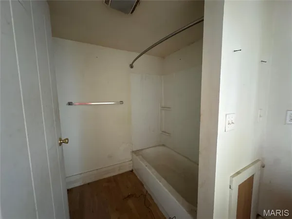 $77,500 | 615 East Booth Street, Centralia, MO 65240