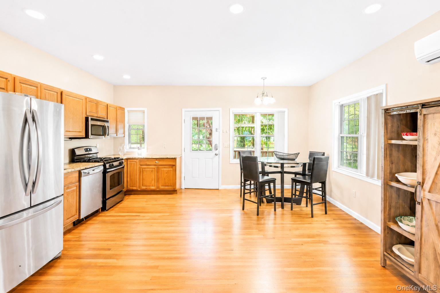 24 Walnut Street Chester, NY 10918 - Photo 20 of 28