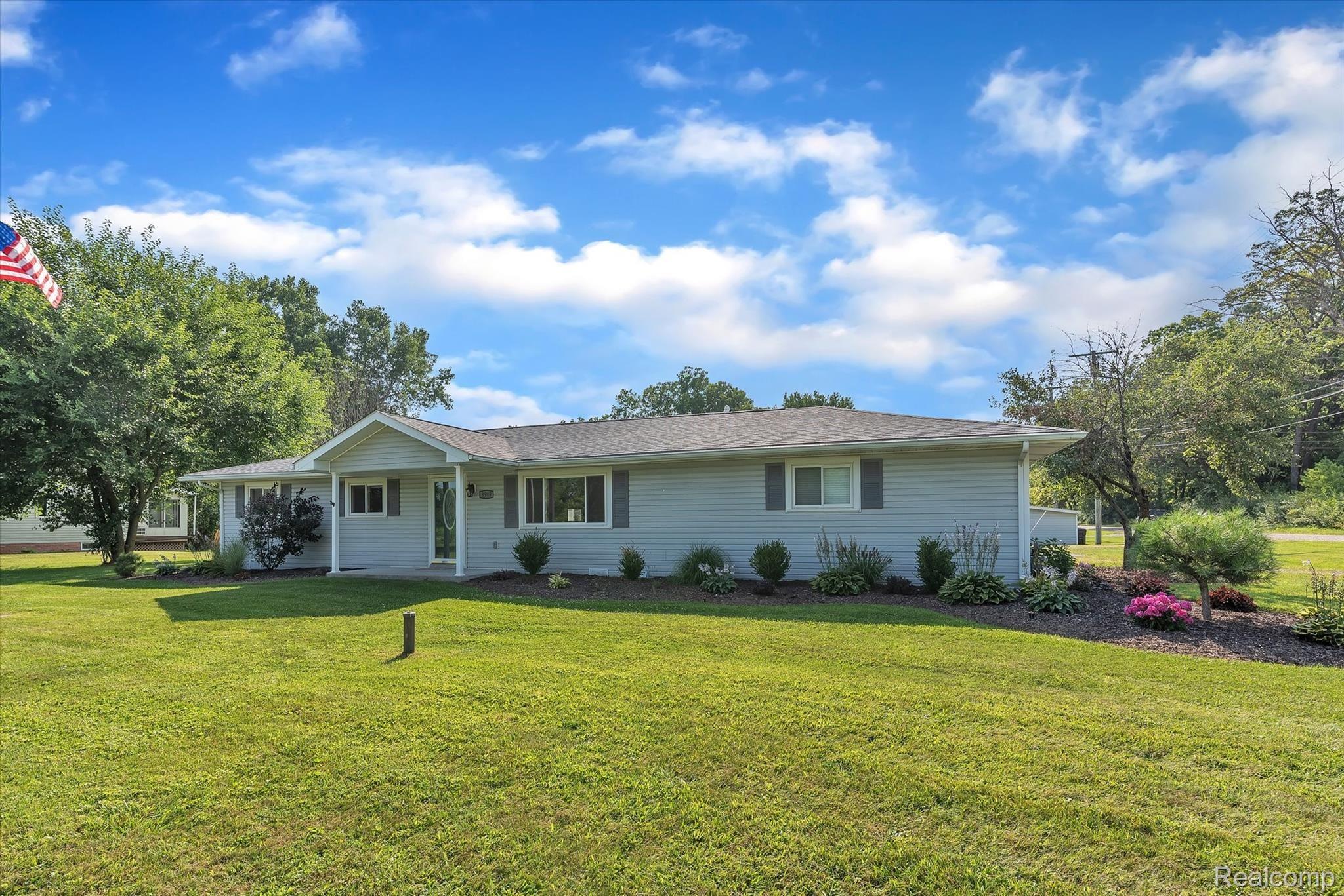 8989 Exeter Road Carleton, MI 48117 - Photo 7 of 47 07-8989-Exeter-Rd-WindowStill-Real-Estate-Photography-7.jpg
