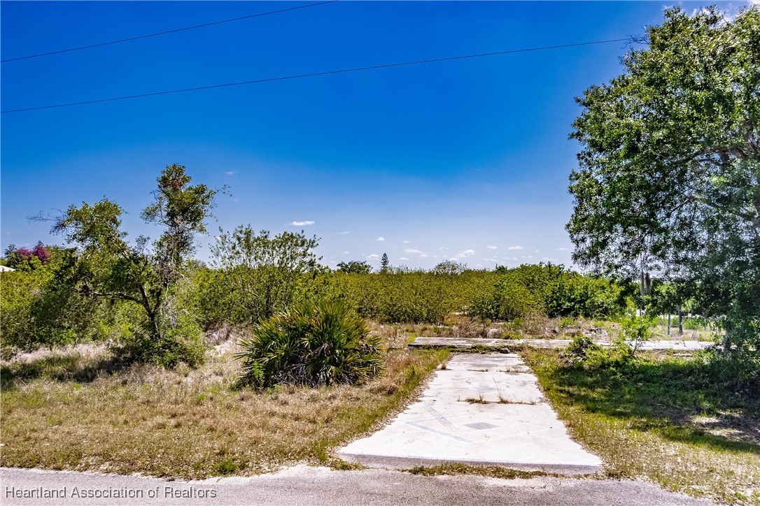 2280 Van Pelt Road Sebring, FL 33870 - Photo 1 of 8 Gallery Image 1