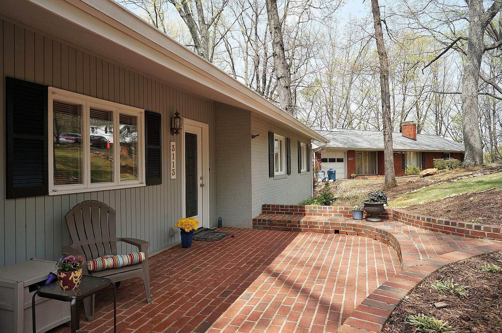 3113 Stoneridge Road Southwest Roanoke, VA 24014 - Photo 1 of 42 a house view with a seating space