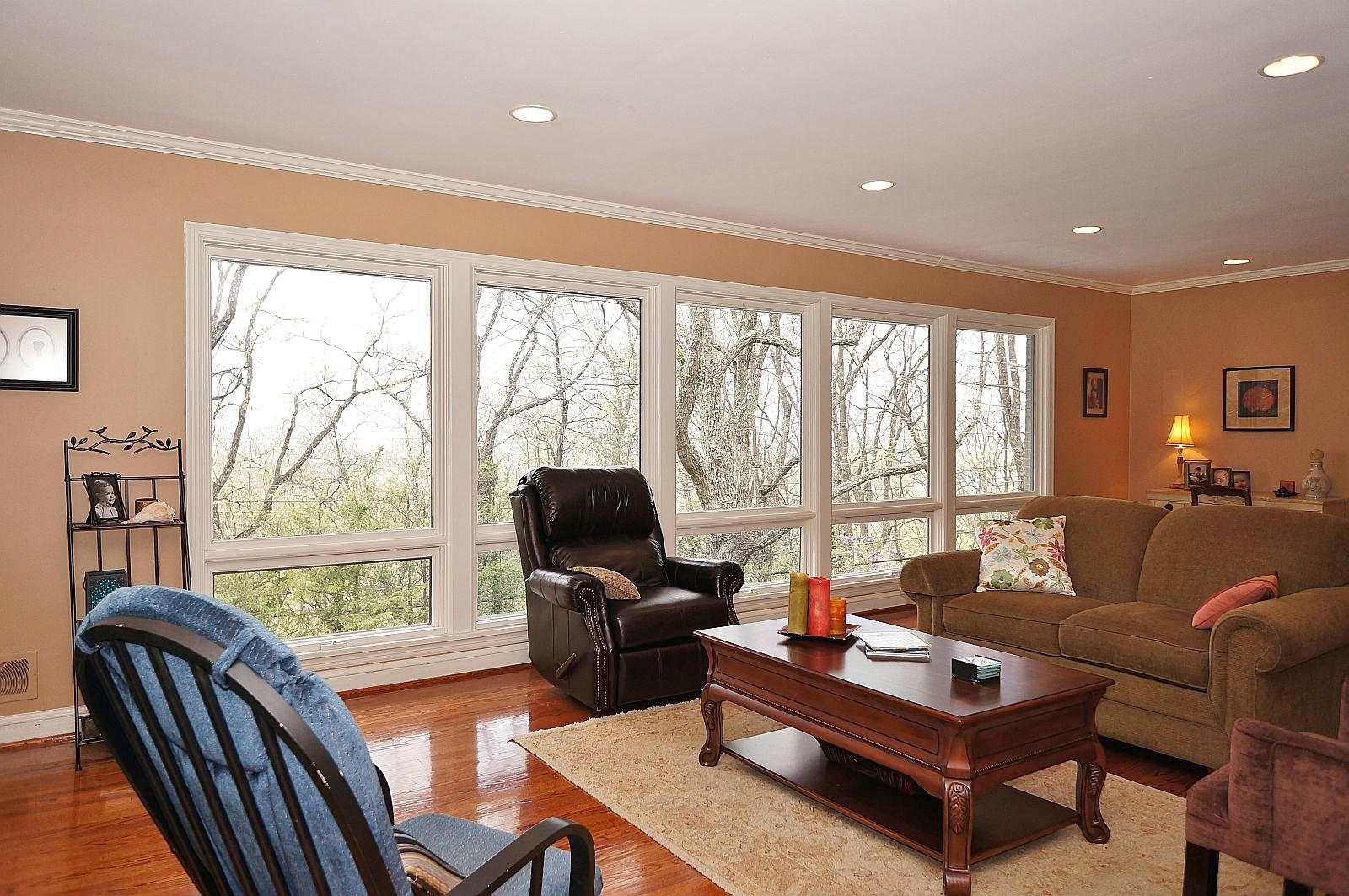 3113 Stoneridge Road Southwest Roanoke, VA 24014 - Photo 7 of 42 a living room with furniture and a large window
