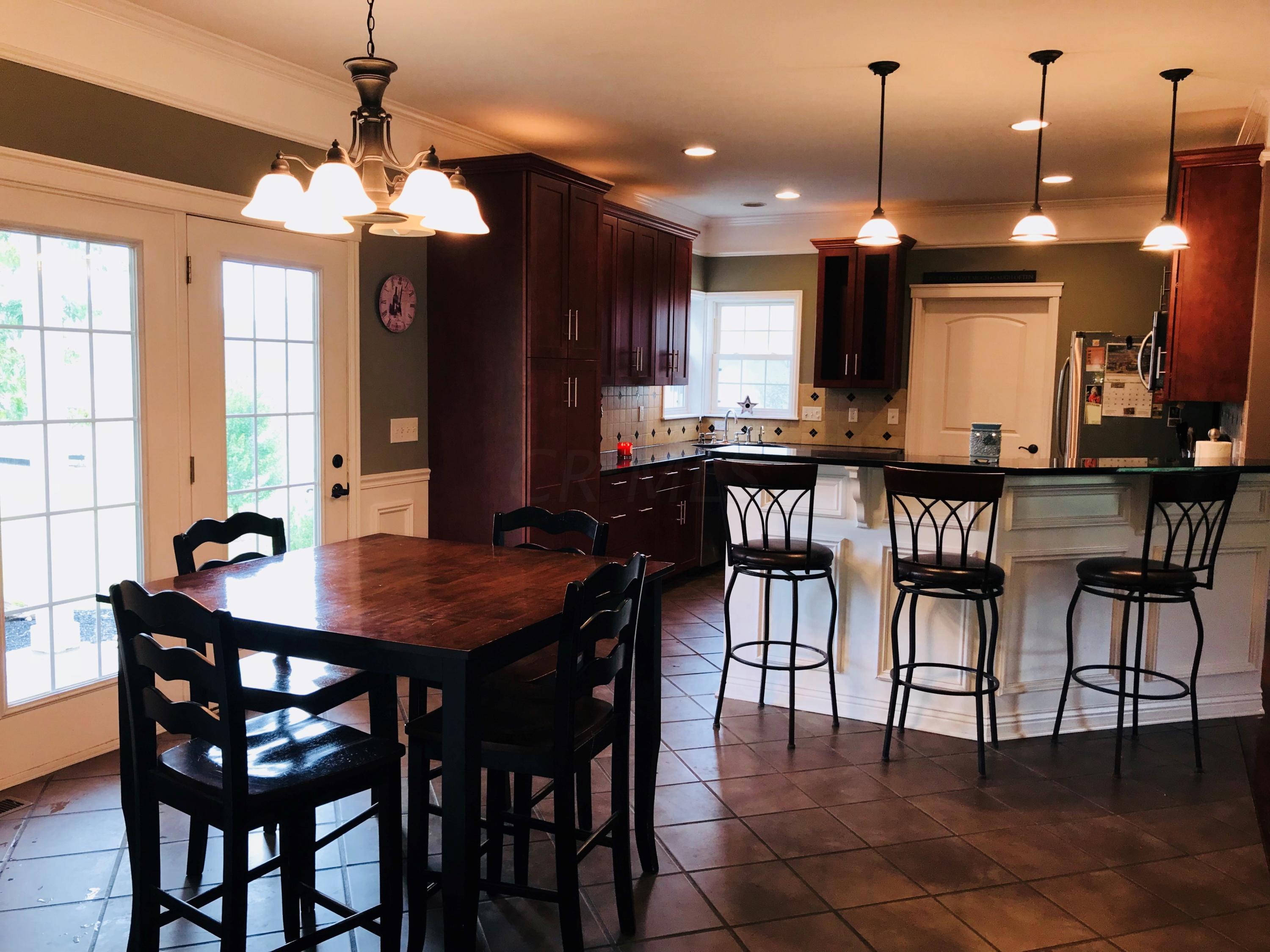 3346 Crumley Road Southwest Lancaster, OH 43130 - Photo 10 of 41