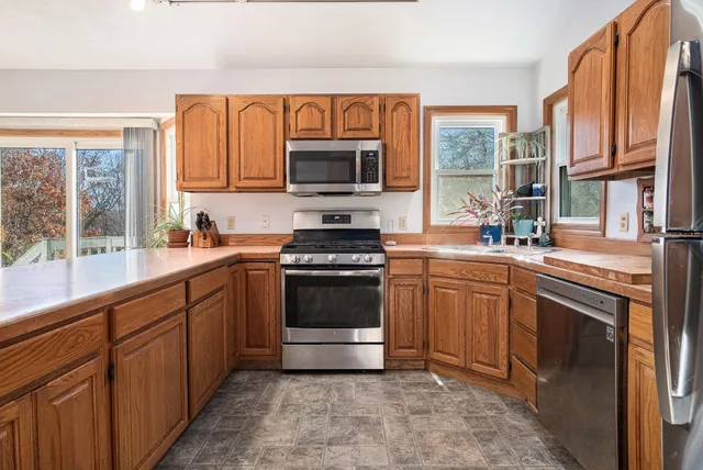 $439,000 | 10930 Settlewood Drive Southeast, Lowell, MI 49331