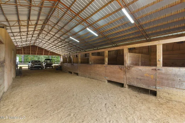 $650,000 | 781 Miggins Road, Canton, MS 39046