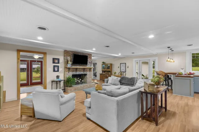 $650,000 | 781 Miggins Road, Canton, MS 39046