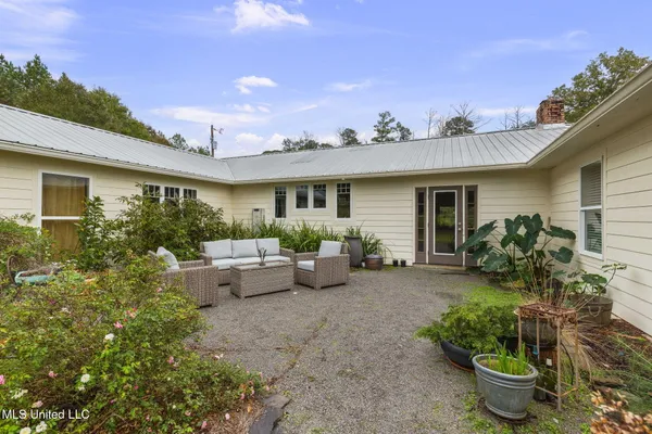 $499,000 | 781 Miggins Road, Canton, MS 39046