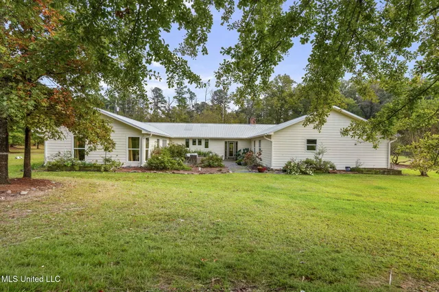 $650,000 | 781 Miggins Road, Canton, MS 39046