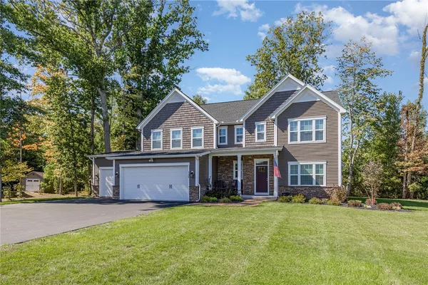 $599,900 | 248 Hillbridge Drive, Greece, NY 14612