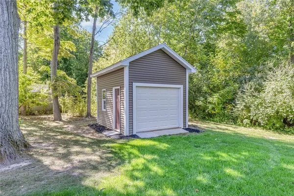 $599,900 | 248 Hillbridge Drive, Greece, NY 14612