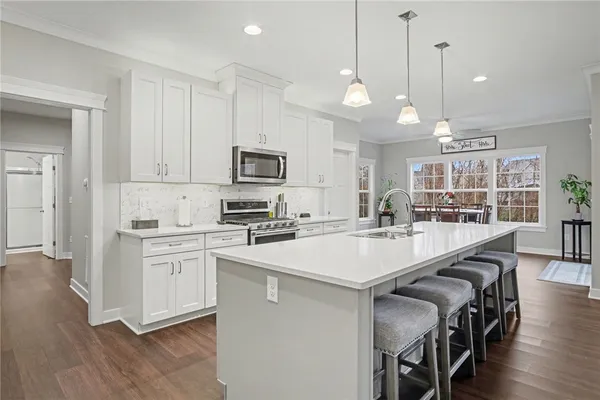 $599,900 | 248 Hillbridge Drive, Greece, NY 14612