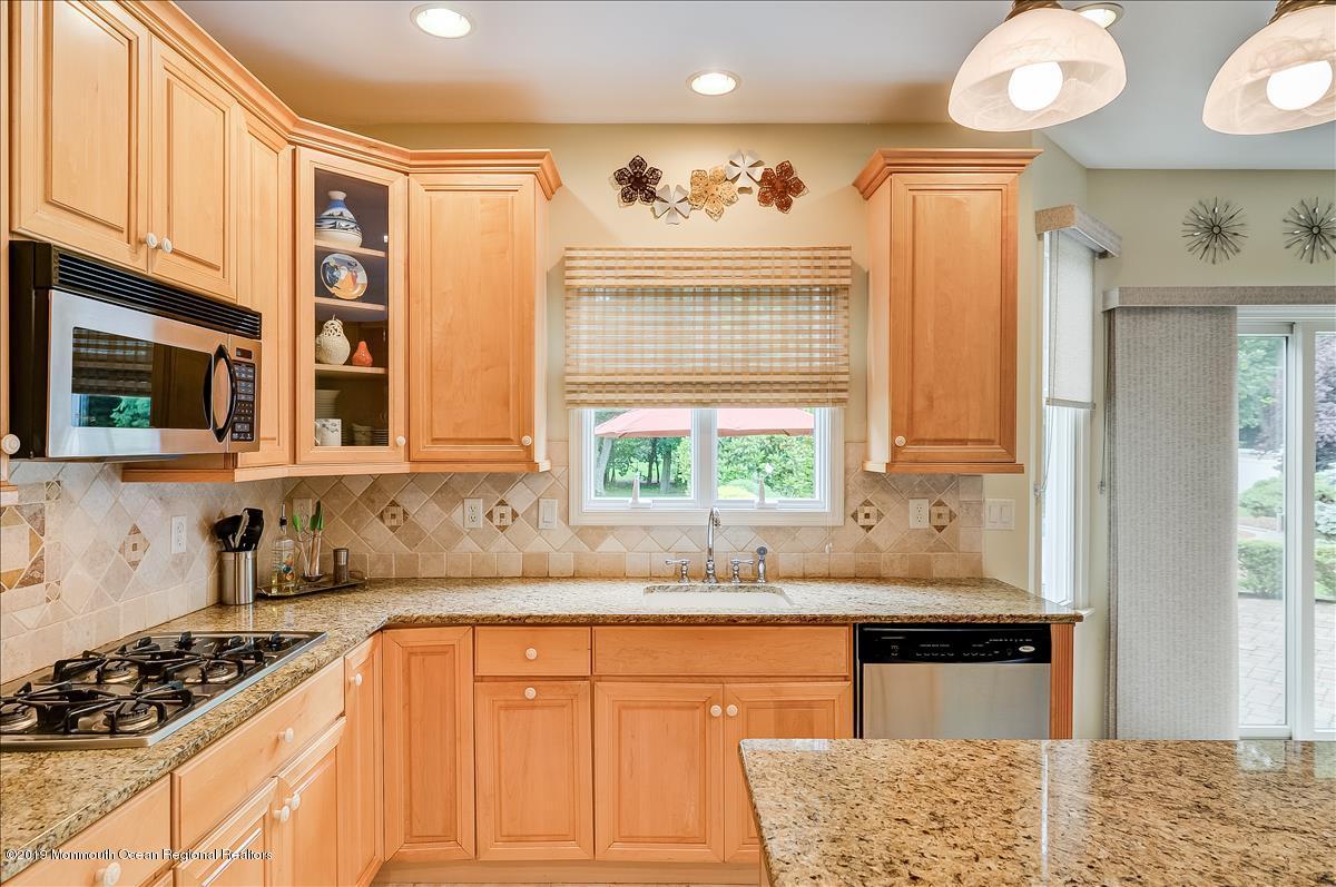 6 Molly Pitcher Road Marlboro, NJ 07746 - Photo 11 of 36 Kitchen (2)