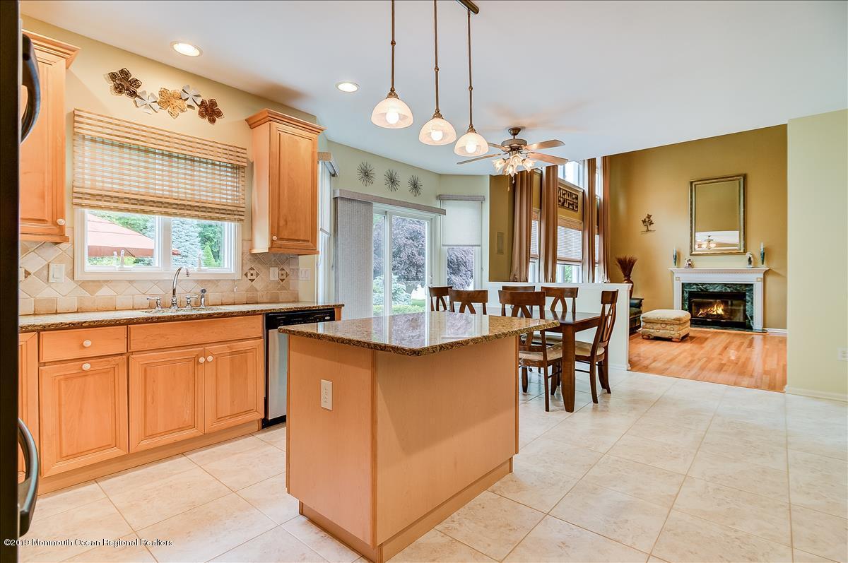 6 Molly Pitcher Road Marlboro, NJ 07746 - Photo 15 of 36 Kitchen