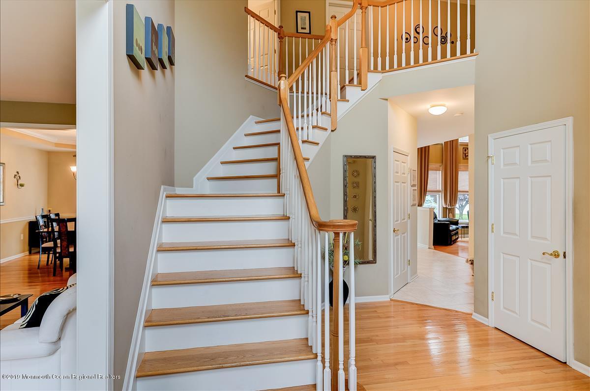 6 Molly Pitcher Road Marlboro, NJ 07746 - Photo 3 of 36 Foyer