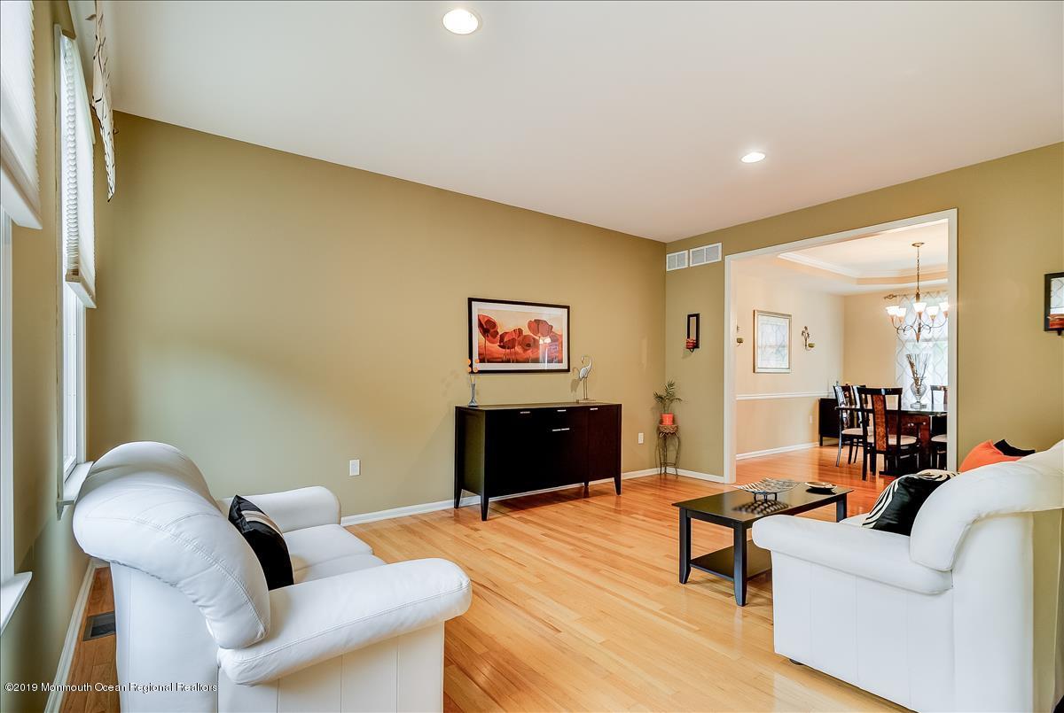 6 Molly Pitcher Road Marlboro, NJ 07746 - Photo 5 of 36 Living & Dining