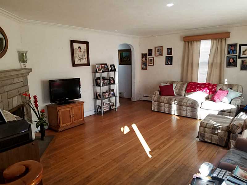 13 Haswell Street Westerly, RI 02891 - Photo 9 of 16 Living Room.