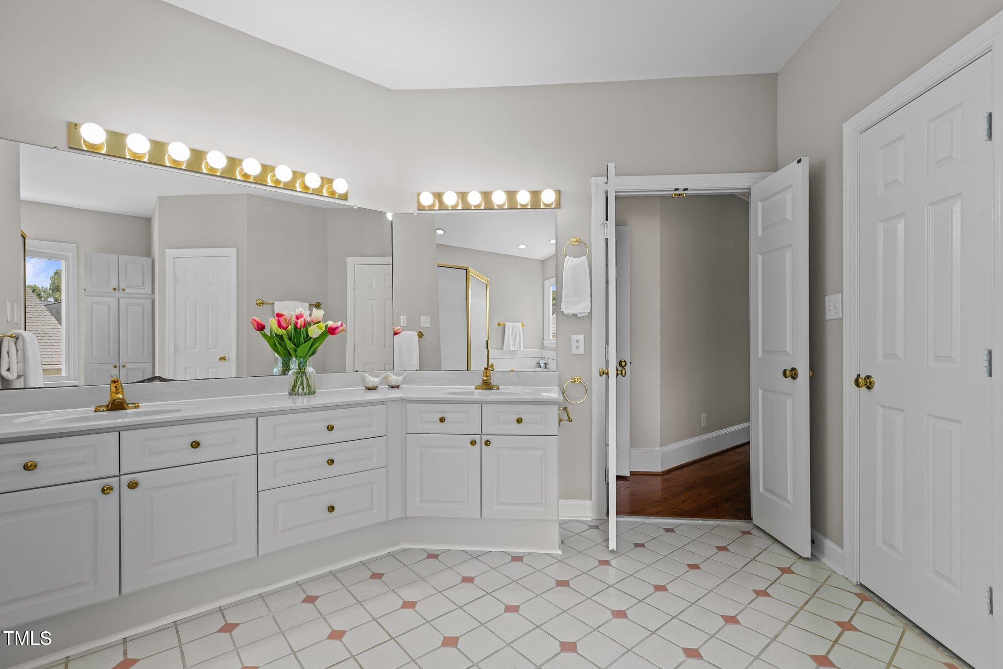 6728 Pointe Vista Circle Raleigh, NC 27615 - Photo 24 of 40 40-web-or-mls-2N6A2558