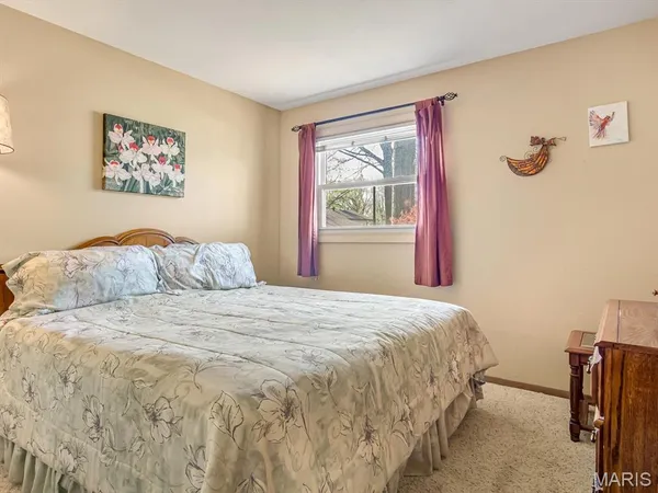 $250,000 | 671 Notre Dame Avenue, Edwardsville, IL 62025