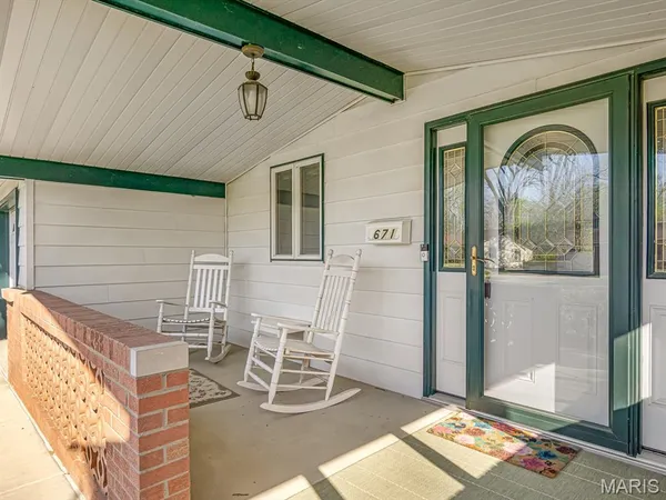 $250,000 | 671 Notre Dame Avenue, Edwardsville, IL 62025