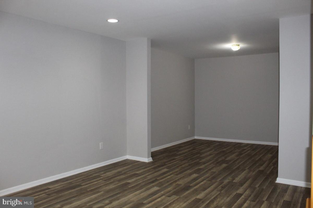 4505 Grenwich Lane Mount Laurel, NJ 08054 - Photo 4 of 29