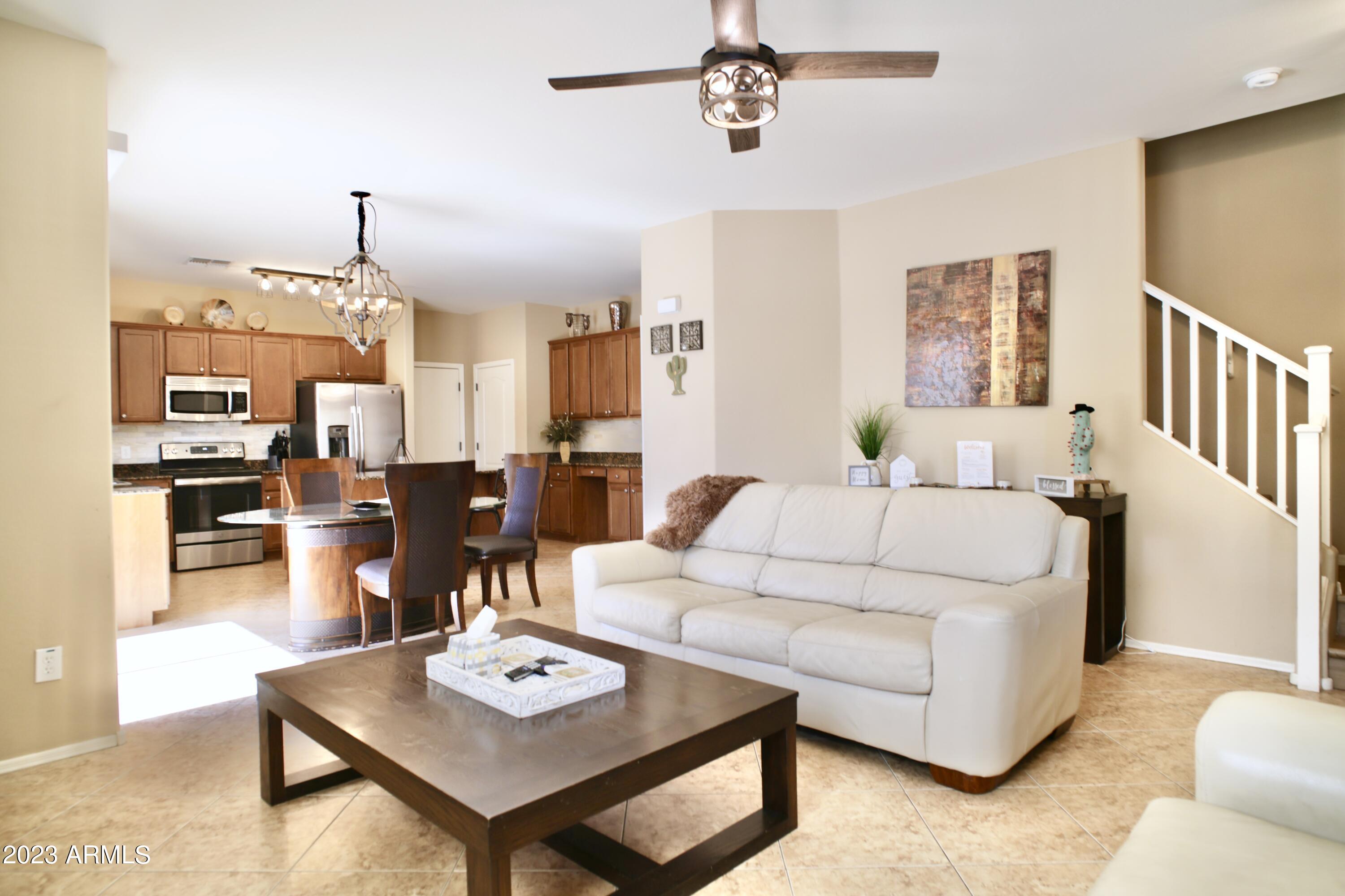 4212 East Vest Avenue Gilbert, AZ 85295 - Photo 11 of 38 3479C2CA-53A8-4EF7-92E6-BE139FC91622_1_2