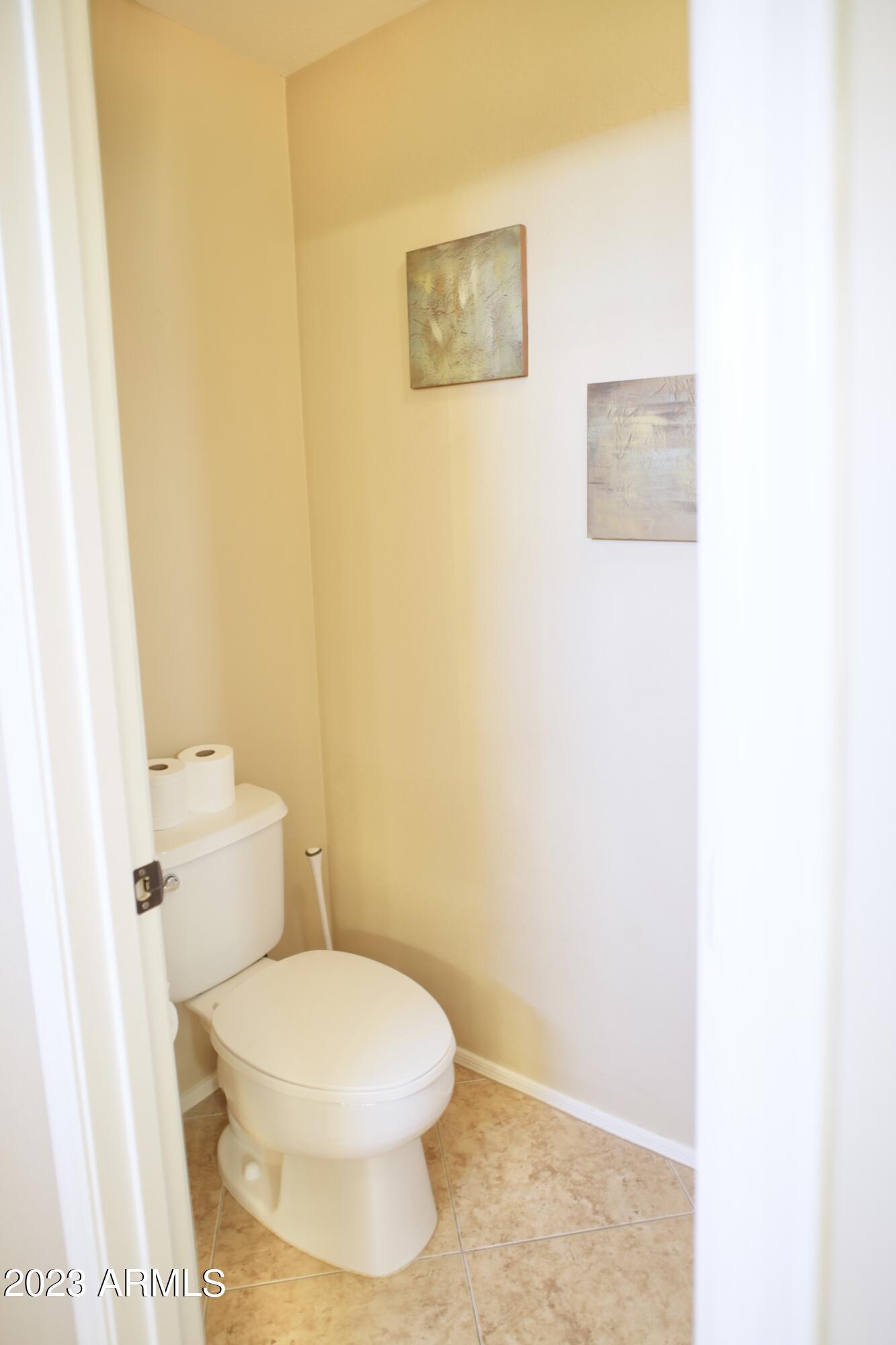 4212 East Vest Avenue Gilbert, AZ 85295 - Photo 13 of 38 0B5F62FA-0E6E-4956-BA42-60C3F6C07467_1_2