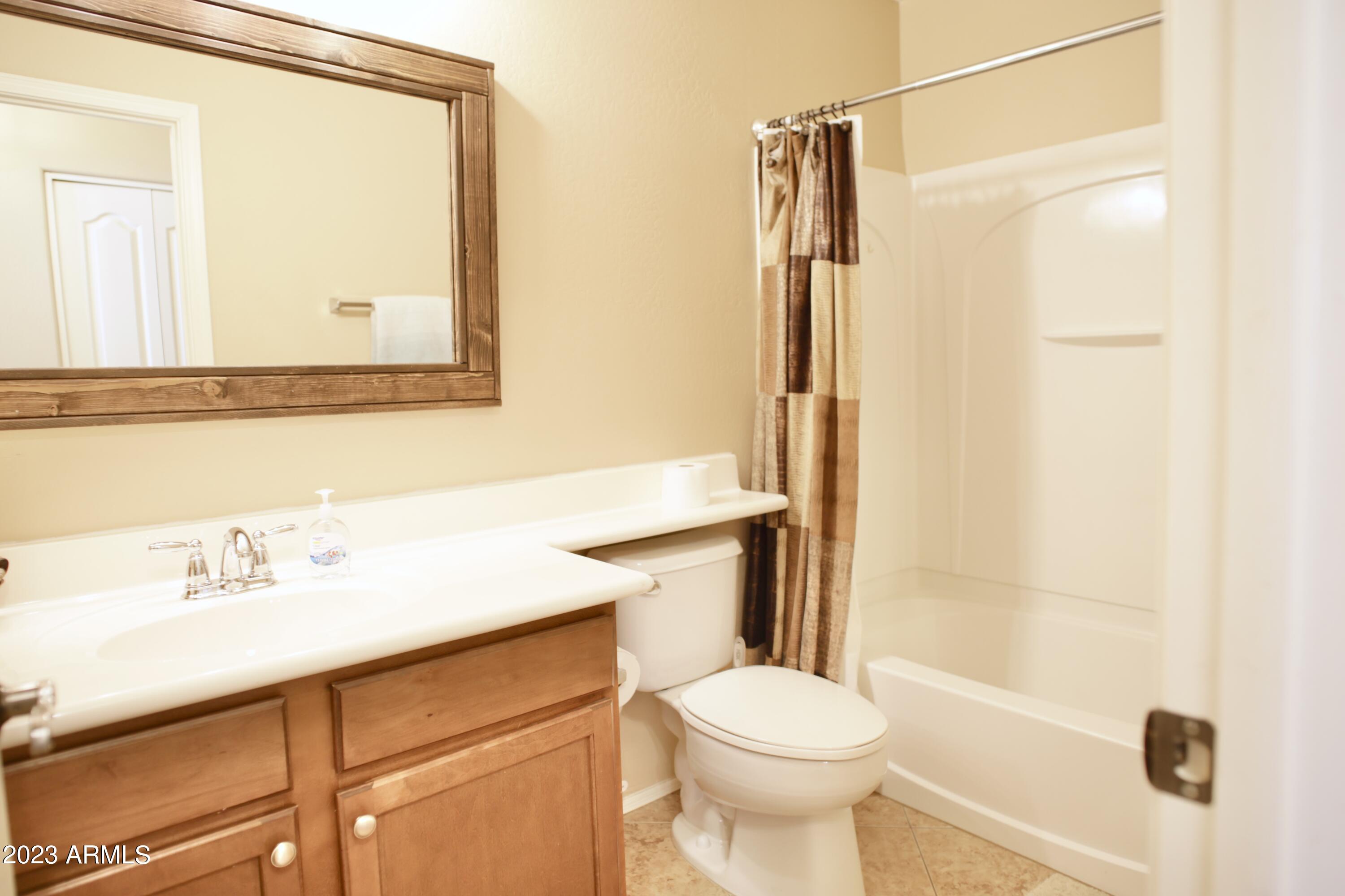 4212 East Vest Avenue Gilbert, AZ 85295 - Photo 24 of 38 91C60B7D-C35B-4641-93AD-3732FC417F53_1_2