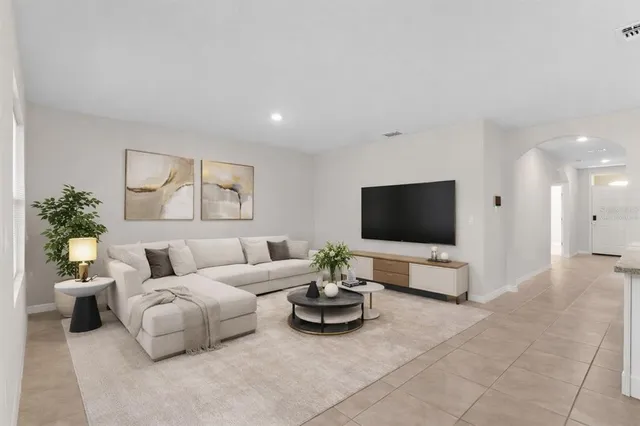 $2,100 | 5556 Siltstone Street, Lakeland, FL 33811