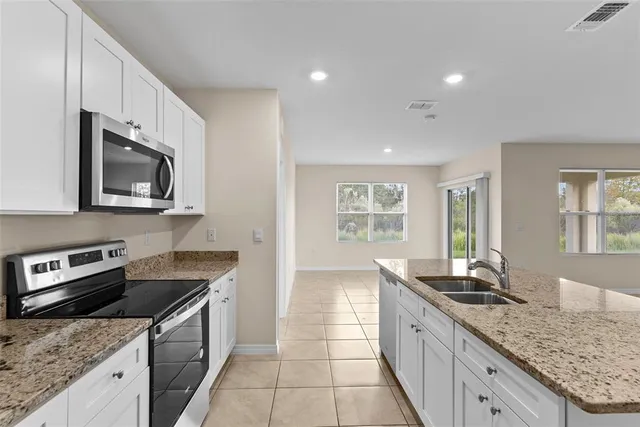 $2,100 | 5556 Siltstone Street, Lakeland, FL 33811