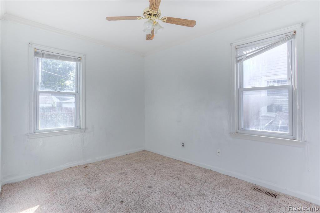 20086 Inkster Road Redford, MI 48240 - Photo 11 of 29