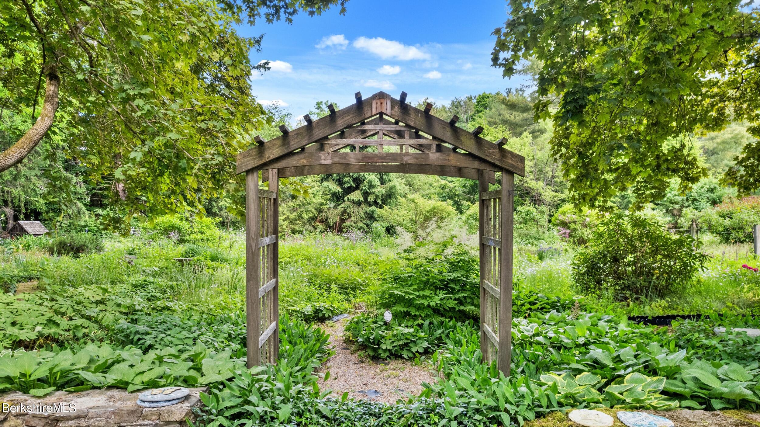 2507 State Road Richmond, MA 01254 - Photo 34 of 37 PERENNIAL GARDEN