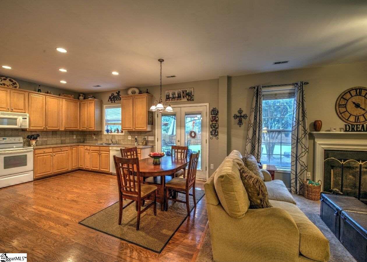 206 Tanner Chase Way Greenville, SC 29607 - Photo 14 of 36 Gallery Image 14