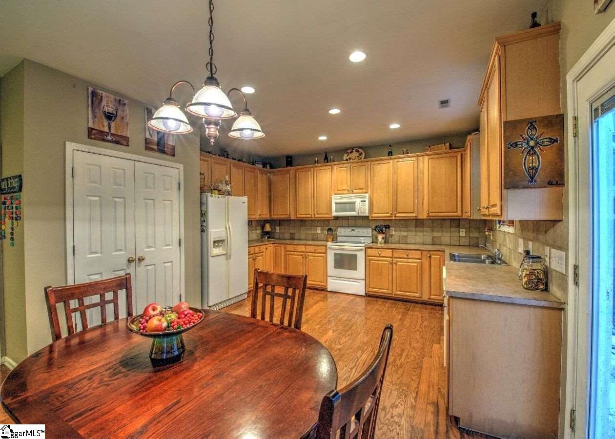 206 Tanner Chase Way Greenville, SC 29607 - Photo 15 of 36 Gallery Image 15