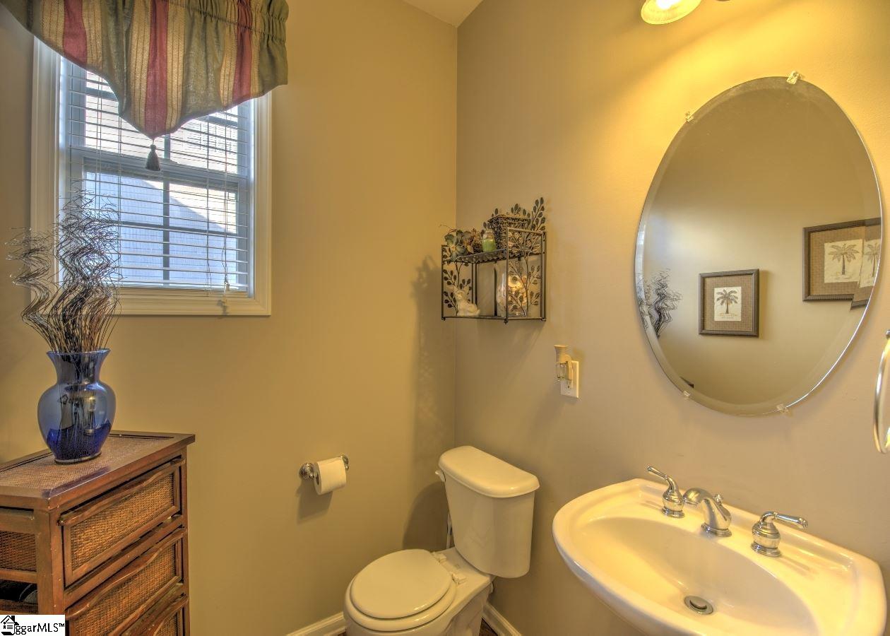 206 Tanner Chase Way Greenville, SC 29607 - Photo 18 of 36 Gallery Image 18