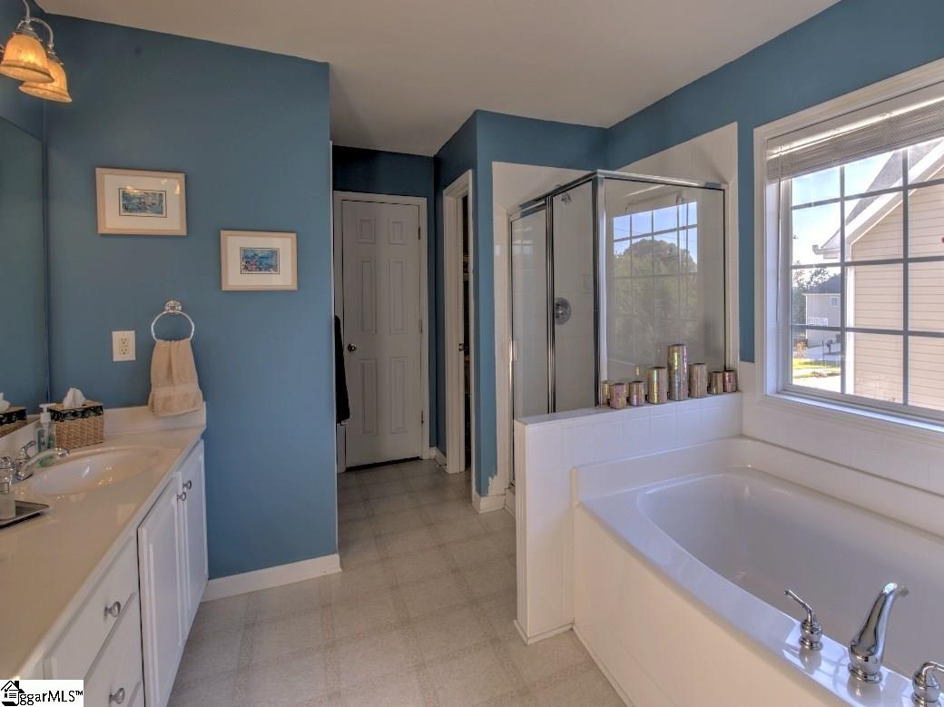 206 Tanner Chase Way Greenville, SC 29607 - Photo 23 of 36 Gallery Image 23