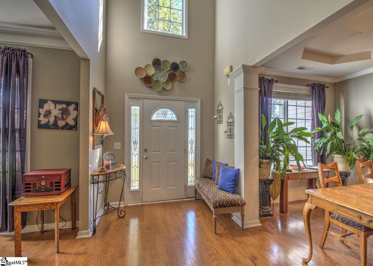 206 Tanner Chase Way Greenville, SC 29607 - Photo 4 of 36 Gallery Image 4