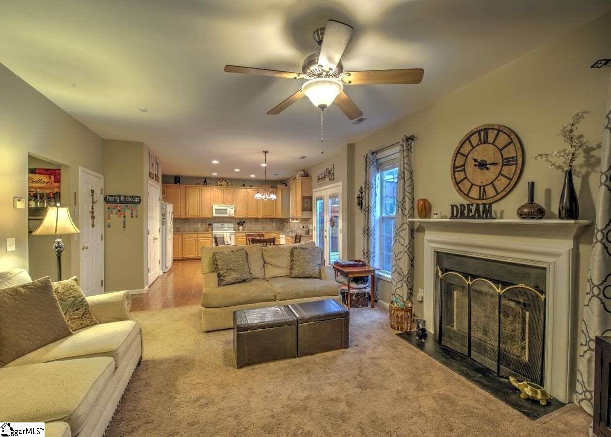 206 Tanner Chase Way Greenville, SC 29607 - Photo 10 of 36 Gallery Image 10