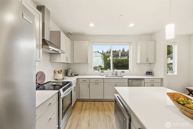 $779,950 | 3702 West Mukilteo Boulevard, Unit A, Everett, WA 98203