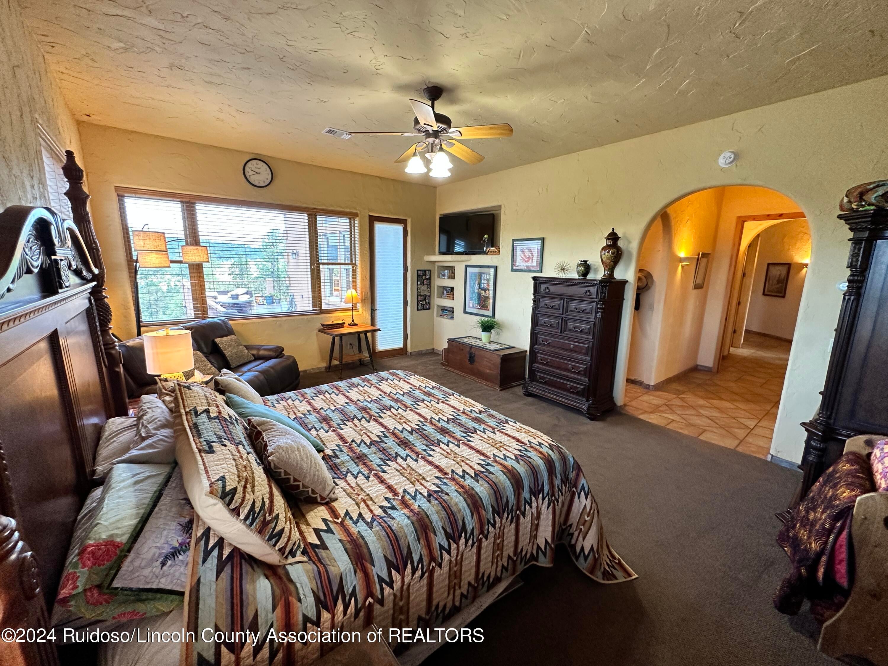 813 Hull Road Ruidoso, NM 88345 - Photo 26 of 59 PRIMARY BEDROOM