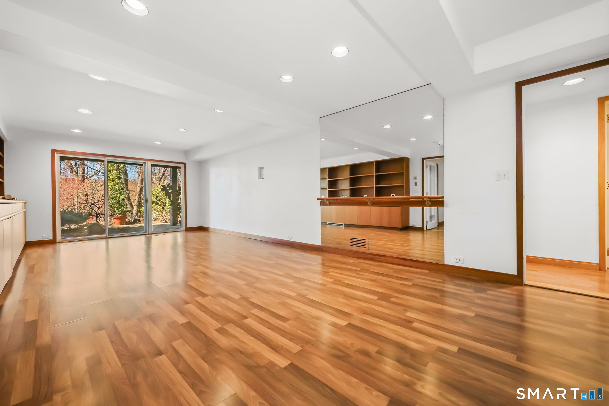 160 Lantern Ridge Road New Canaan, CT 06840 - Photo 21 of 29