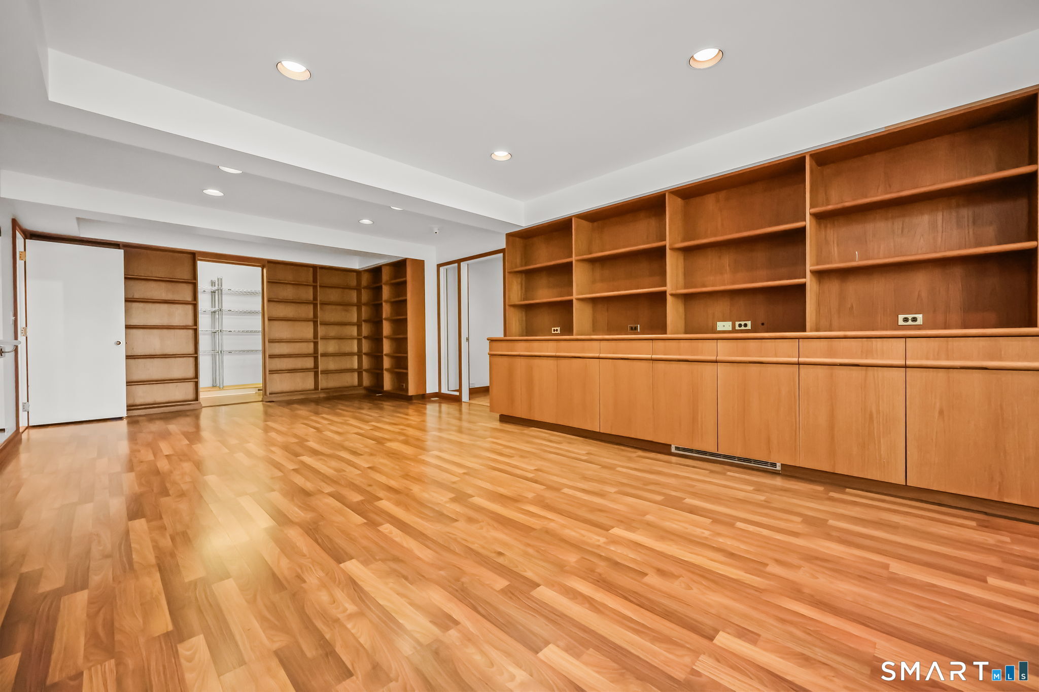 160 Lantern Ridge Road New Canaan, CT 06840 - Photo 22 of 29