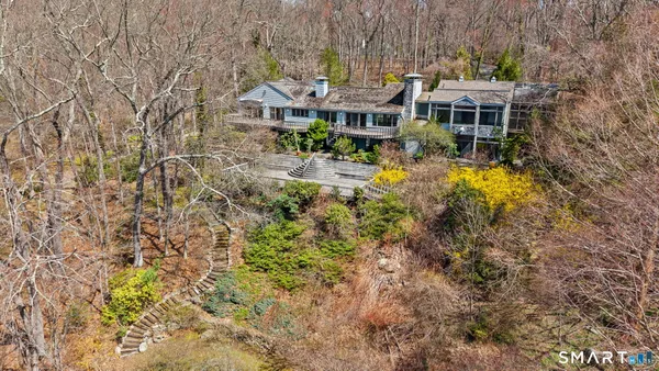 $2,200,000 | 160 Lantern Ridge Road, New Canaan, CT 06840