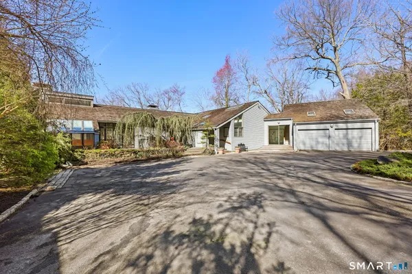 $2,200,000 | 160 Lantern Ridge Road, New Canaan, CT 06840