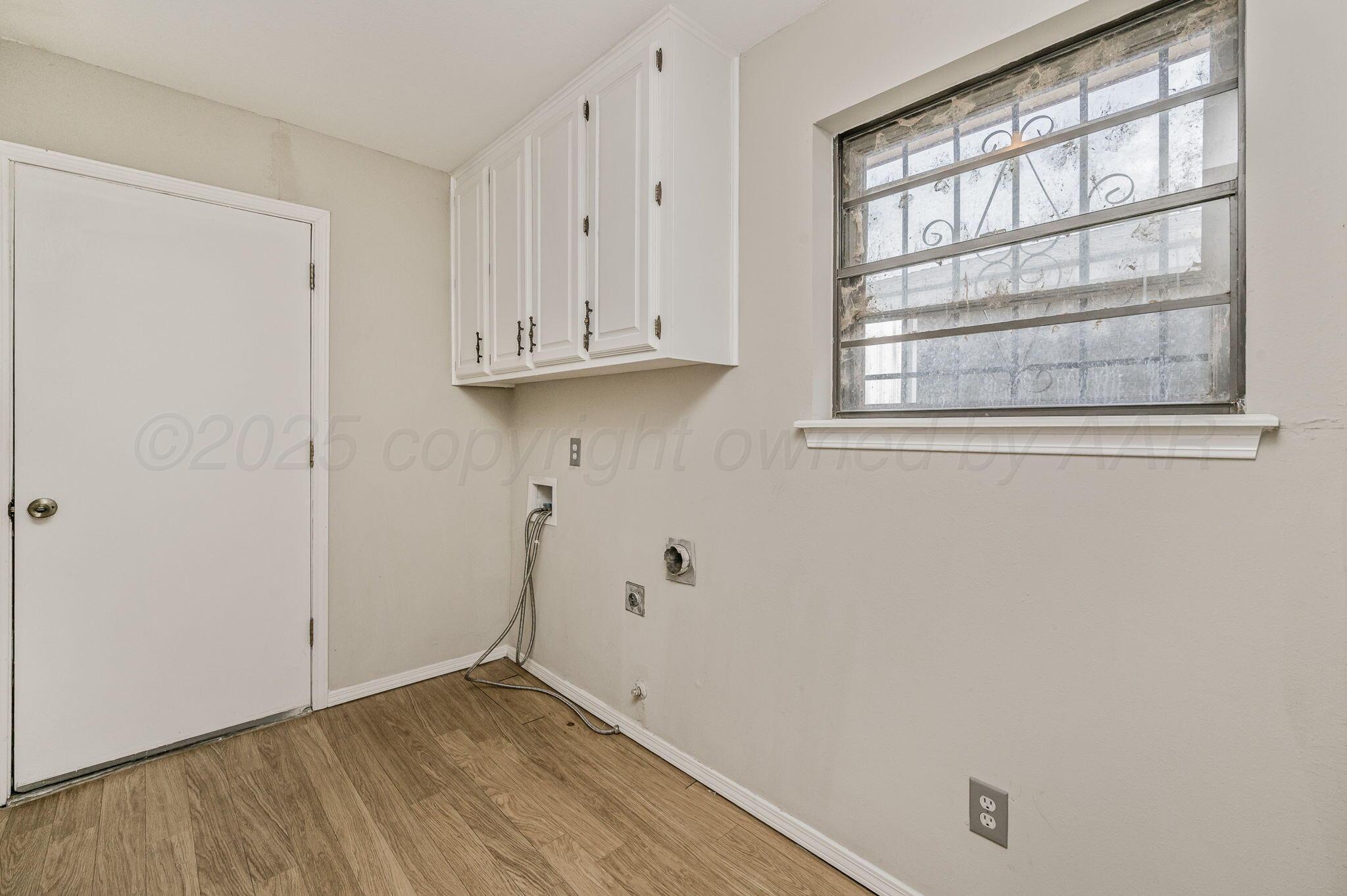 7504 Elmhurst Drive Amarillo, TX 79121 - Photo 16 of 19 7504 Elmhurst Dr 12