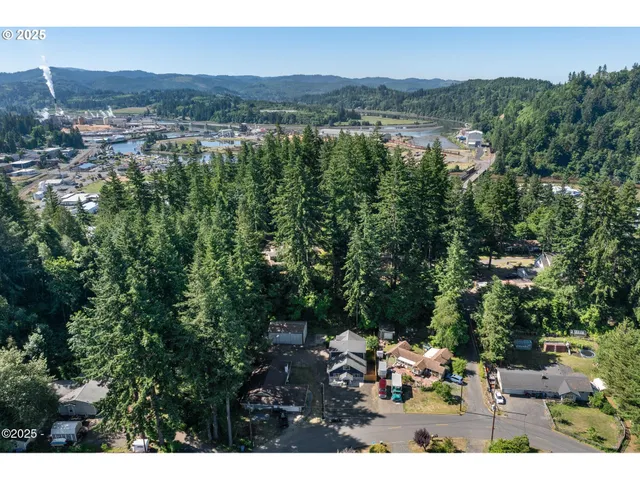 $599,000 | 1060 Northwest Sunset Drive, Toledo, OR 97391