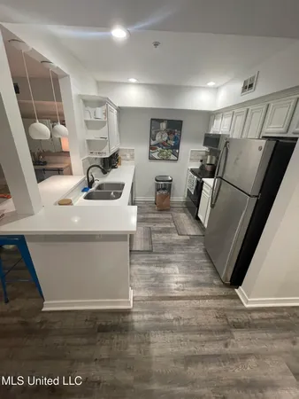 $299,900 | 1282 West Beach Boulevard, Unit 123, Biloxi, MS 39530